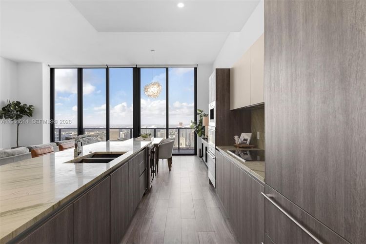 SLS Lux Brickell #5804 image #11