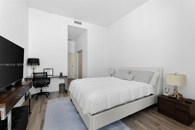 SLS Lux Brickell #5804 image #35