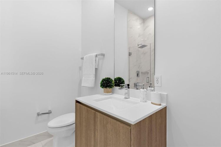 SLS Lux Brickell #5804 image #37