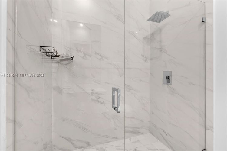 SLS Lux Brickell #5804 image #39