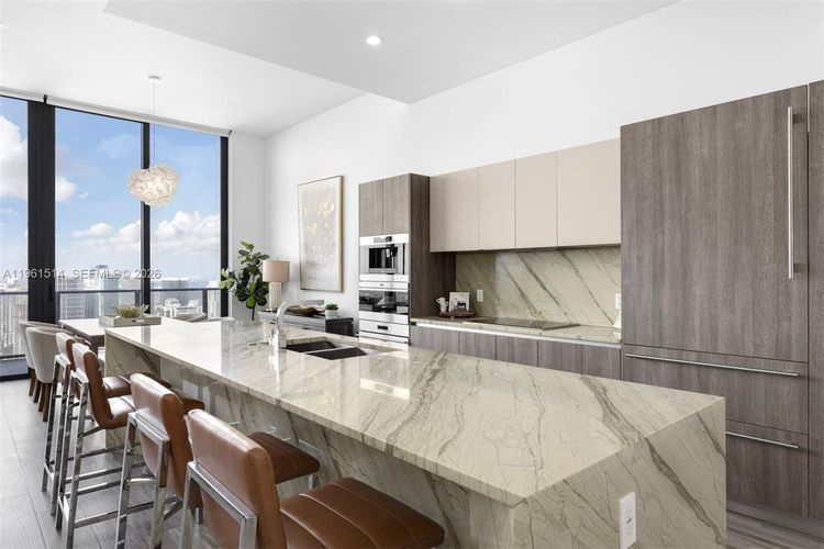 SLS Lux Brickell #5804 image #8