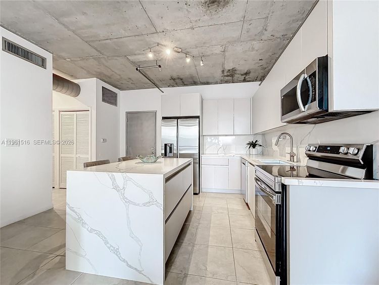 Neo Vertika #1232 image #10