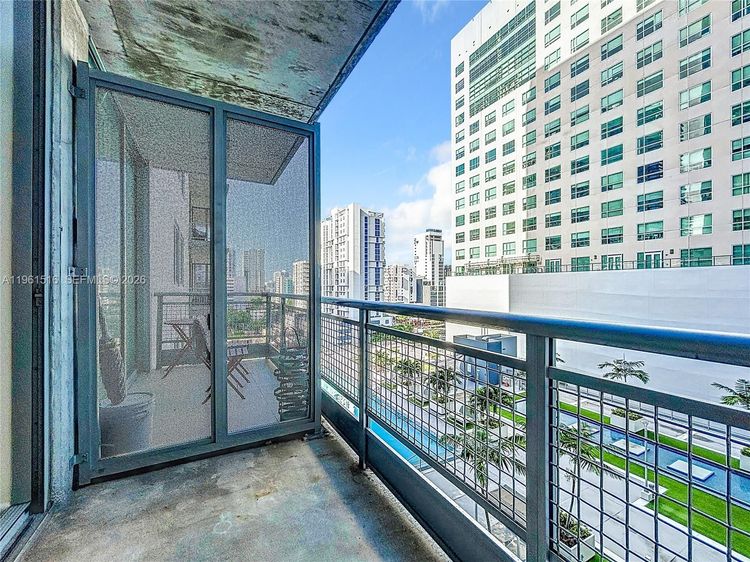 Neo Vertika #1232 image #17