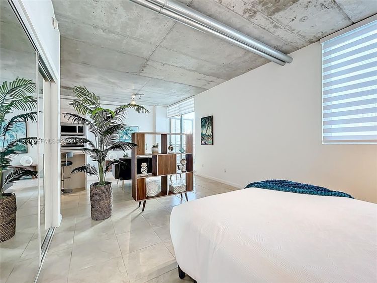 Neo Vertika #1232 image #21