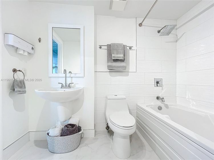 Neo Vertika #1232 image #23