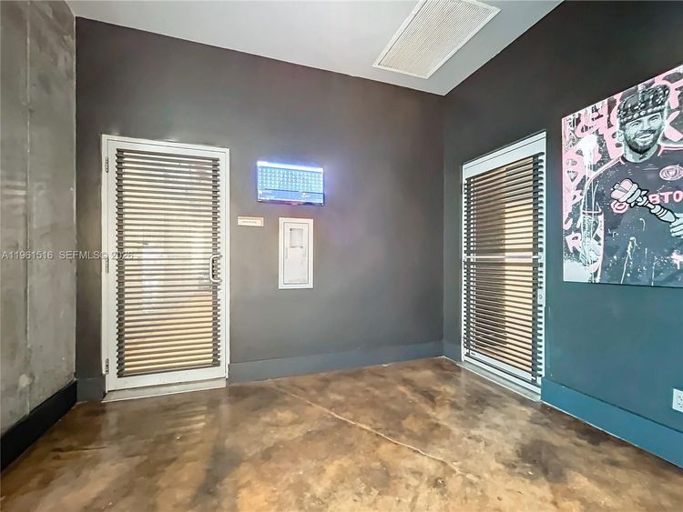 Neo Vertika #1232 image #33