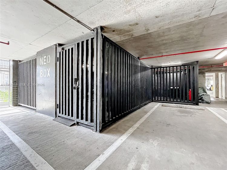 Neo Vertika #1232 image #40