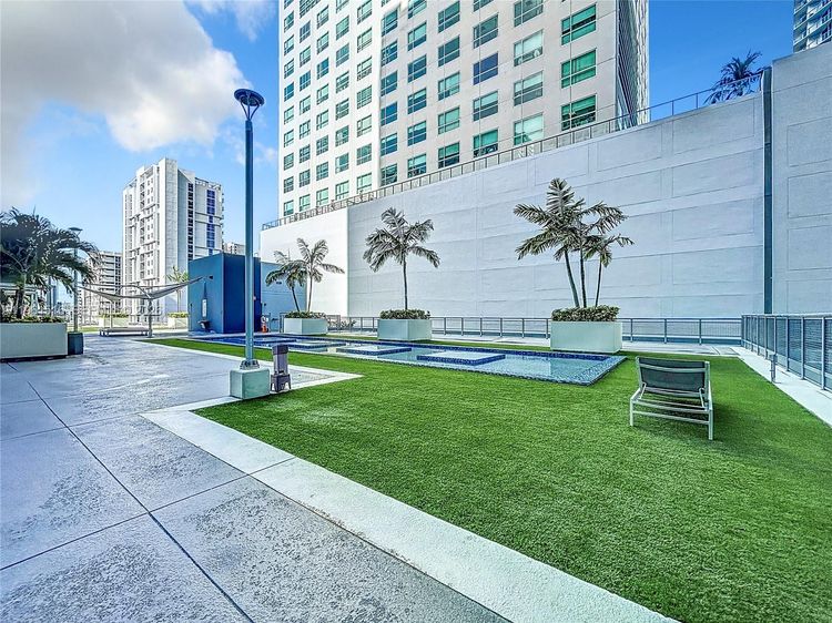 Neo Vertika #1232 image #55