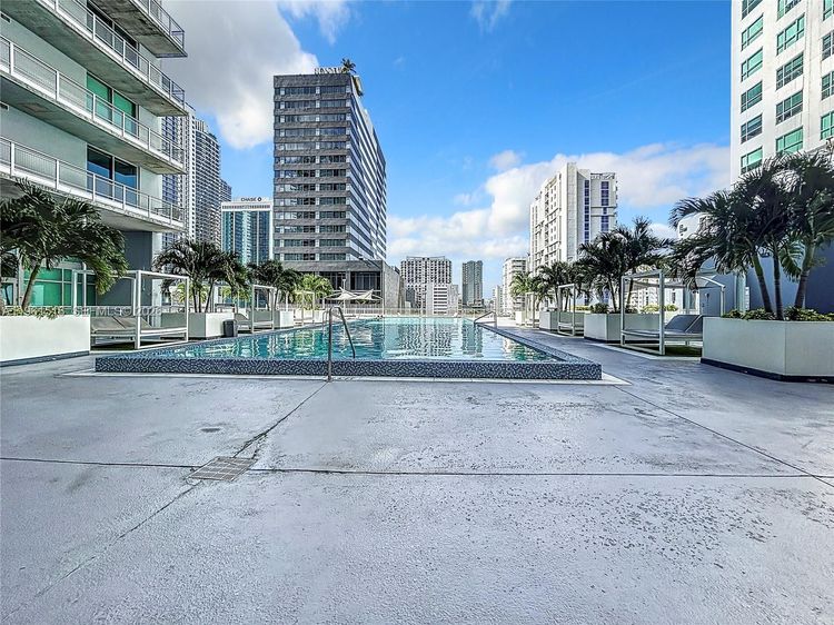 Neo Vertika #1232 image #60