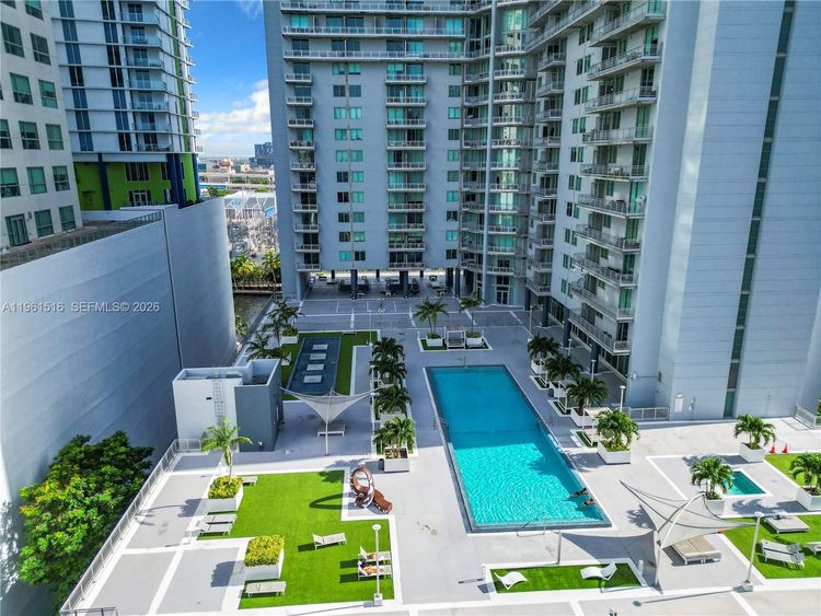 Neo Vertika #1232 image #67