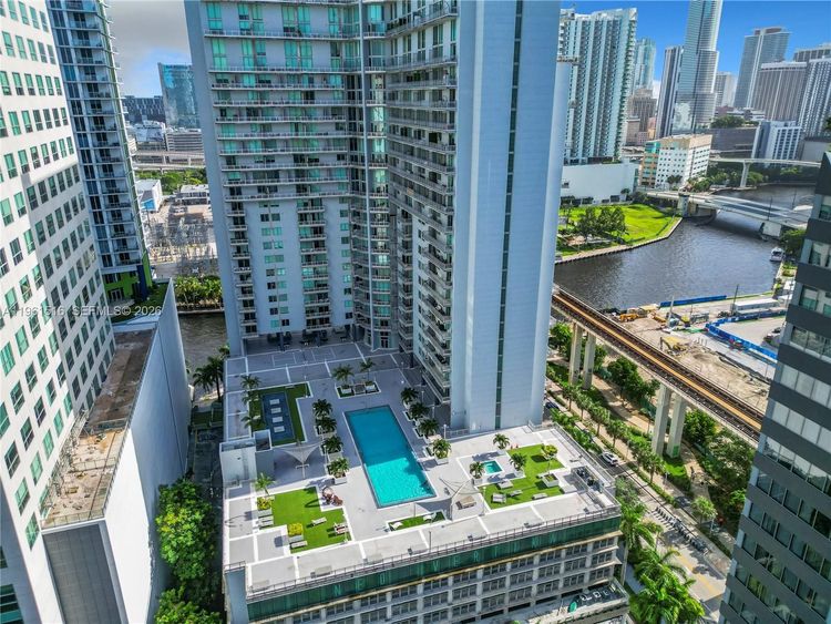 Neo Vertika #1232 image #68