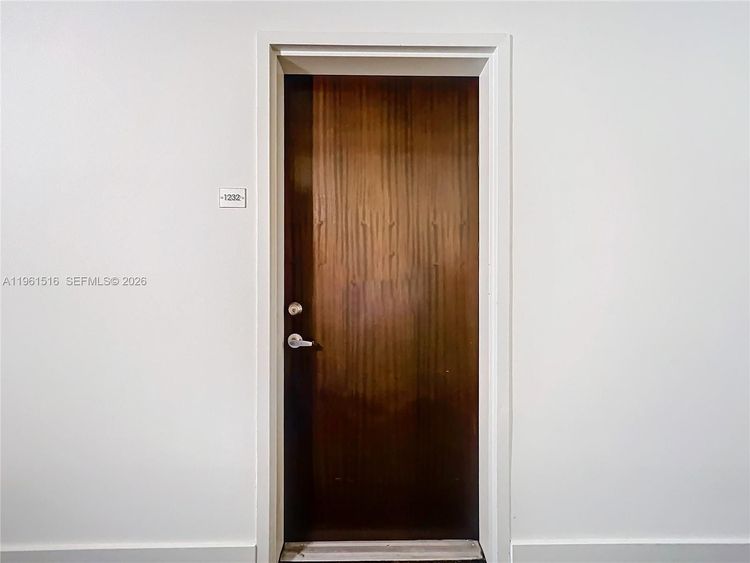 Neo Vertika #1232 image #7