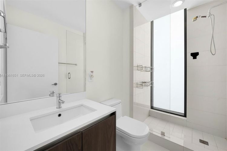 Gran Paraiso #3401 image #12