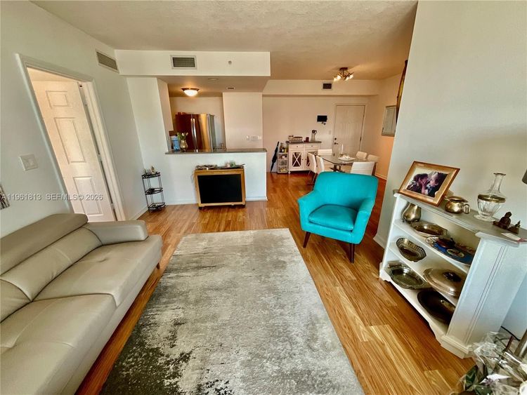 1800 Biscayne Plaza #1705 image #10