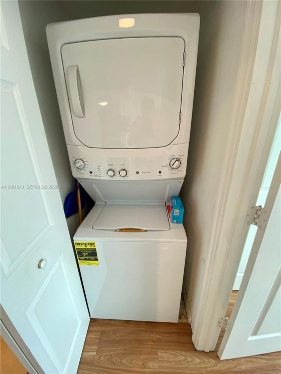 1800 Biscayne Plaza #1705 image #20