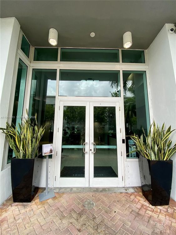 1800 Biscayne Plaza #1705 image #36