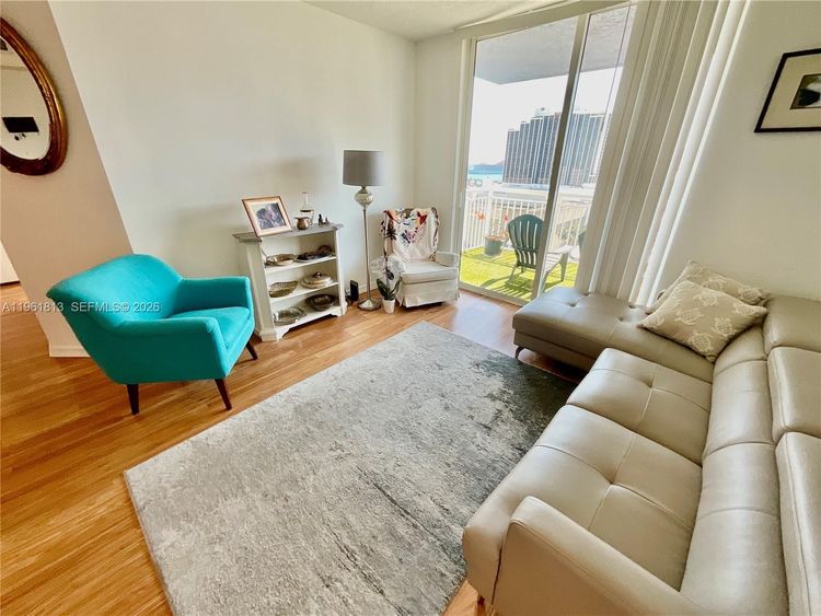 1800 Biscayne Plaza #1705 image #9