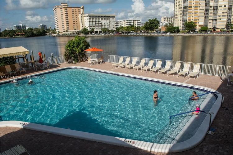 Plaza Towers South #905 image #48