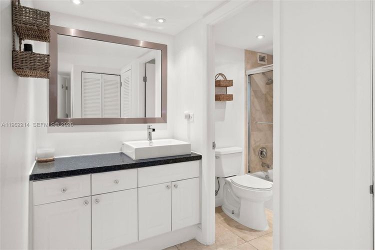 Roney Palace #908 image #13