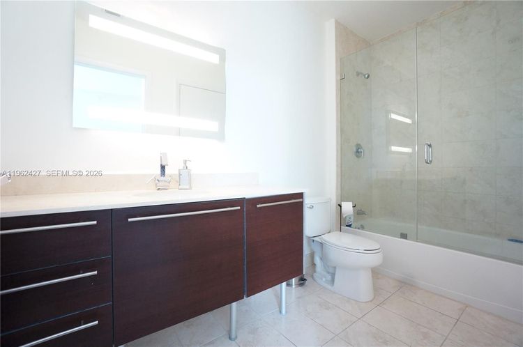 Quantum on the Bay #709 image #18