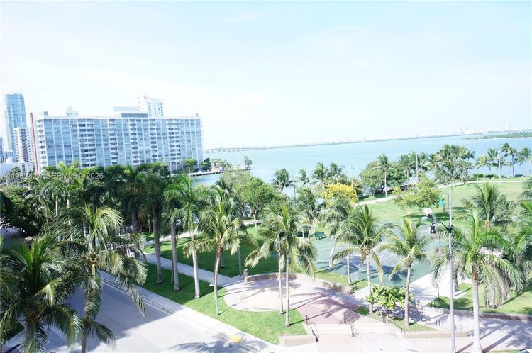 Quantum on the Bay #709 image #20