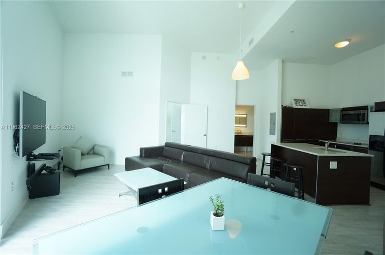 Quantum on the Bay #709 image #8