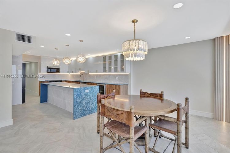 The Galleon #1001 image #25