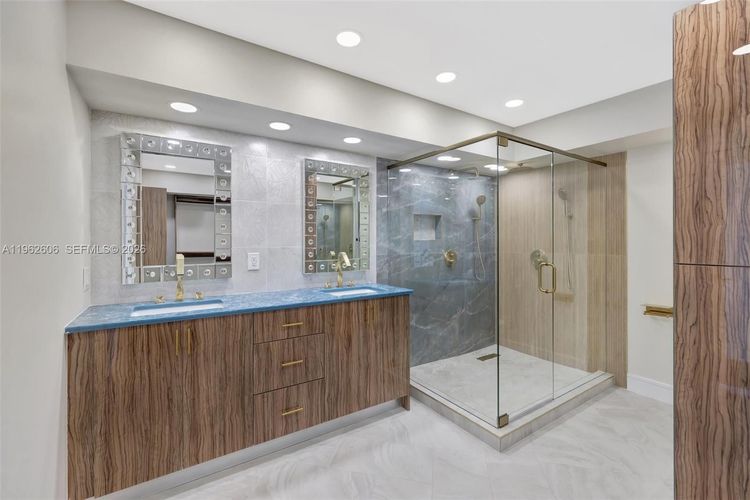 The Galleon #1001 image #35