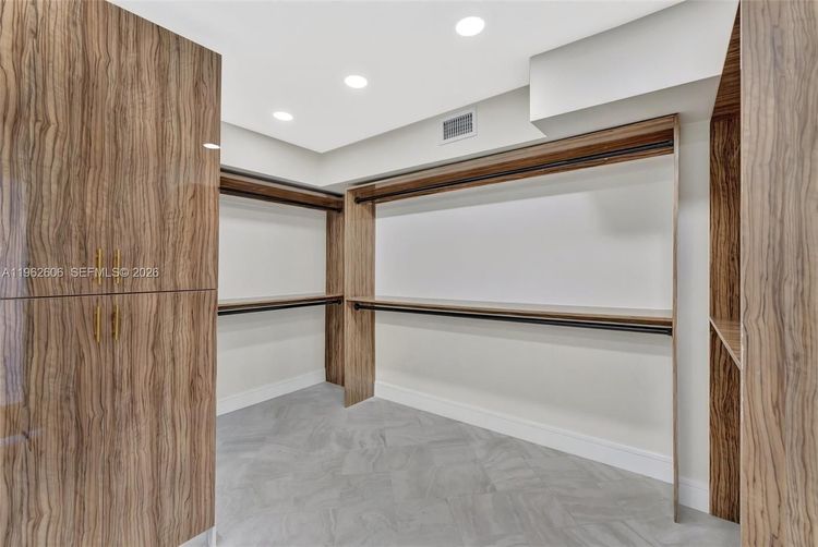 The Galleon #1001 image #39