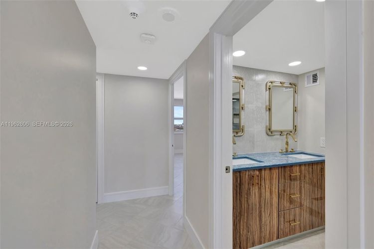 The Galleon #1001 image #49