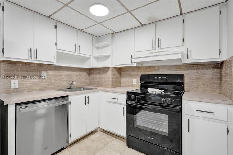 Arlen House #603 image #11