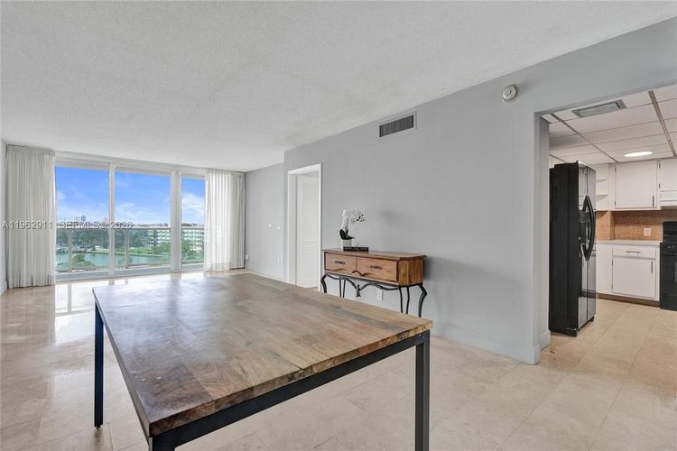 Arlen House #603 image #14