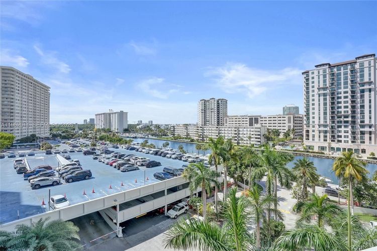 Arlen House #603 image #28