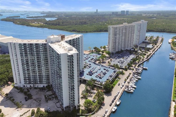 Arlen House #603 image #7