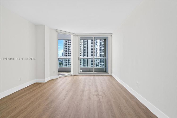 South Tower at the Point #1903 image #20