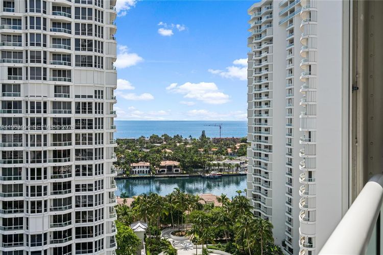 South Tower at the Point #1903 image #31