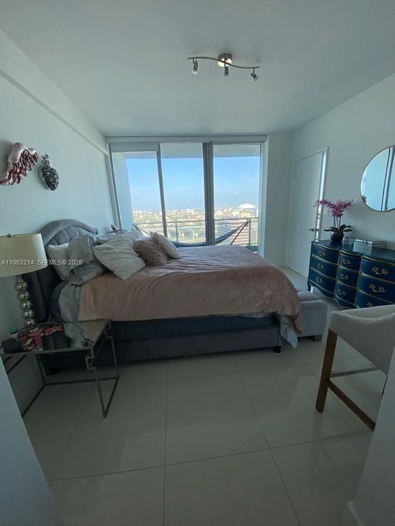 Mint #2107 image #10