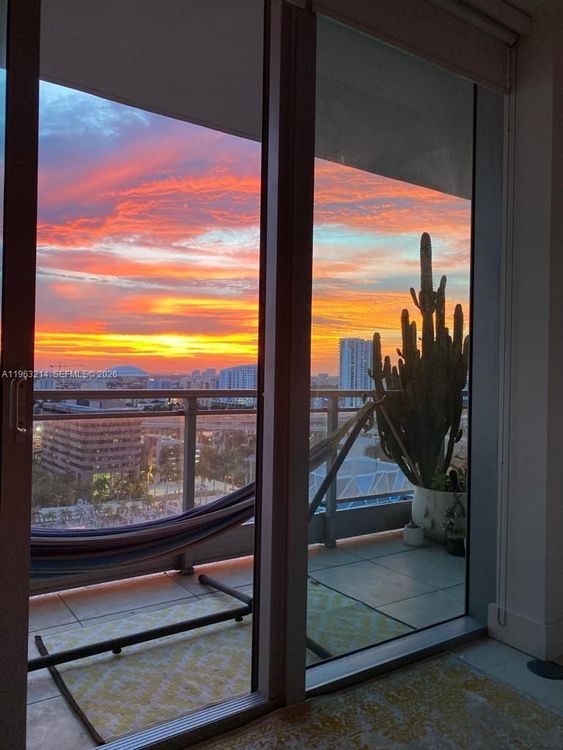 Mint #2107 image #17