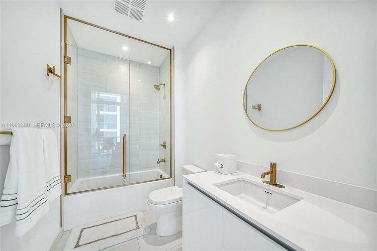 Mr. C Residences Bayshore Tower #706 image #15