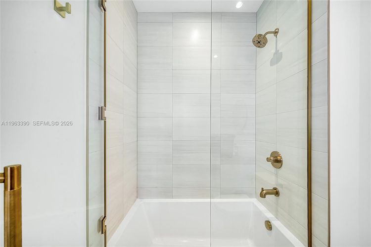 Mr. C Residences Bayshore Tower #706 image #16