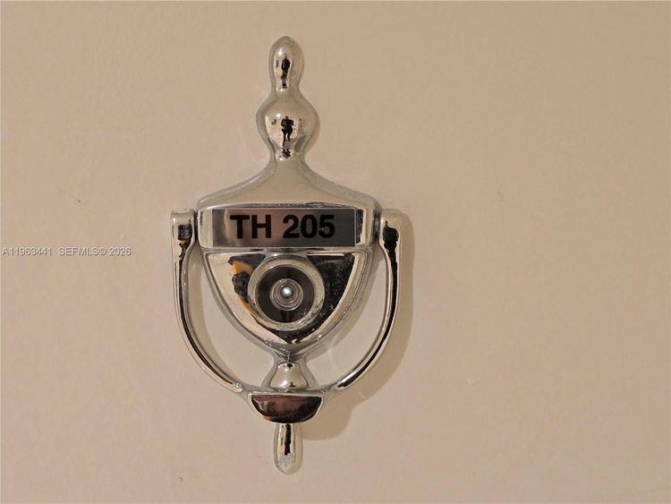 St. Tropez Sunny Isles Beach #TH-205 image #26