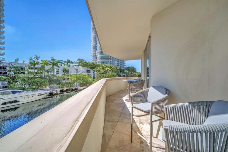 St. Tropez Sunny Isles Beach #TH-205 image #44