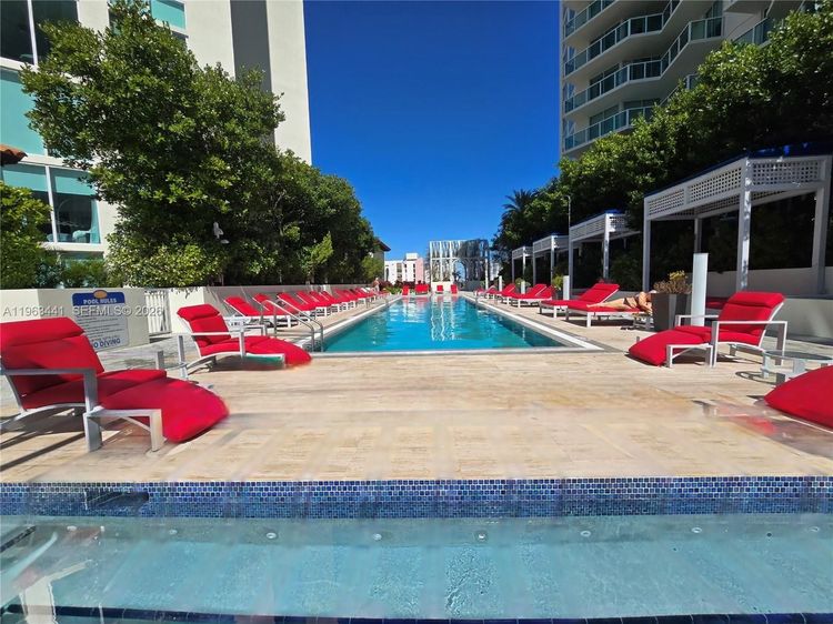St. Tropez Sunny Isles Beach #TH-205 image #68