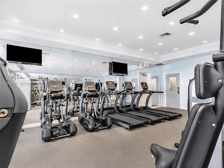 St. Tropez Sunny Isles Beach #TH-205 image #71