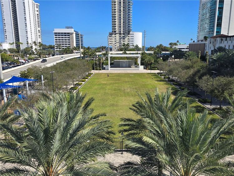 St. Tropez Sunny Isles Beach #TH-205 image #78