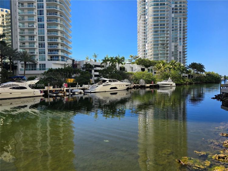 St. Tropez Sunny Isles Beach #TH-205 image #88