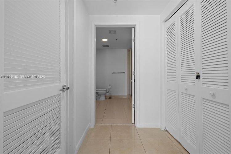 Midblock Condominium #516 image #21