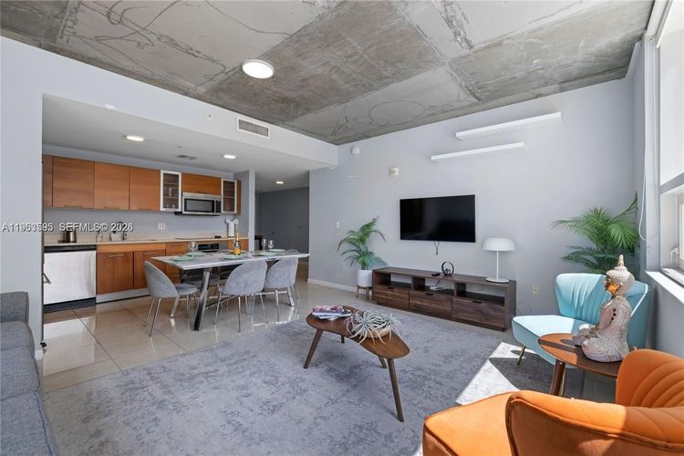 Midblock Condominium #516 image #7
