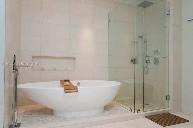 The Four Seasons Residences #58A image #10