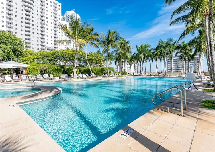 The Four Seasons Residences #58A image #21